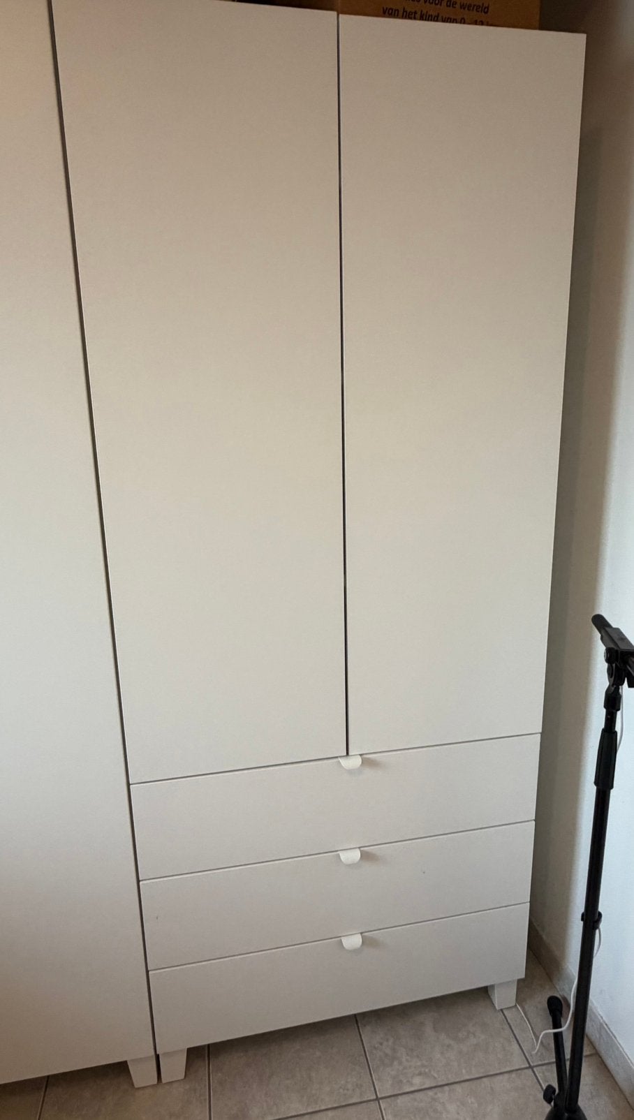 IKEA PLATSA kast met FONNES deuren en 3 lades, Maison & Meubles, 3 ou 4 tiroirs, Comme neuf, 50 à 100 cm, 50 à 75 cm