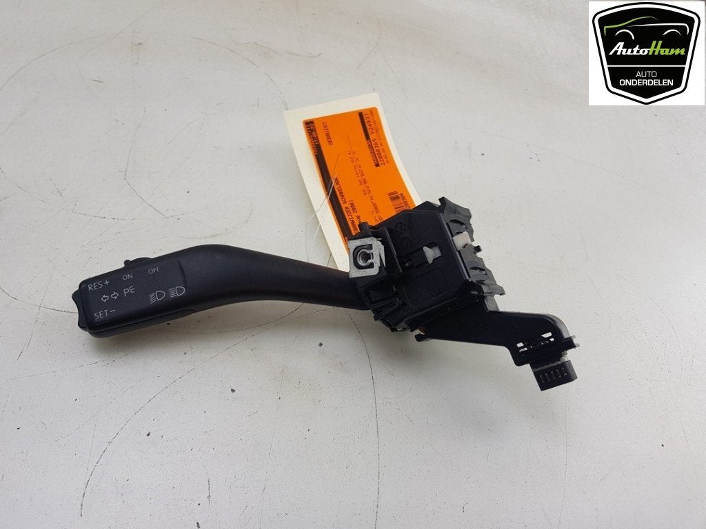 KNIPPERLICHTSCHAKELAAR Caddy III (2KA,2KH,2CA,2CH), Gebruikt, Volkswagen