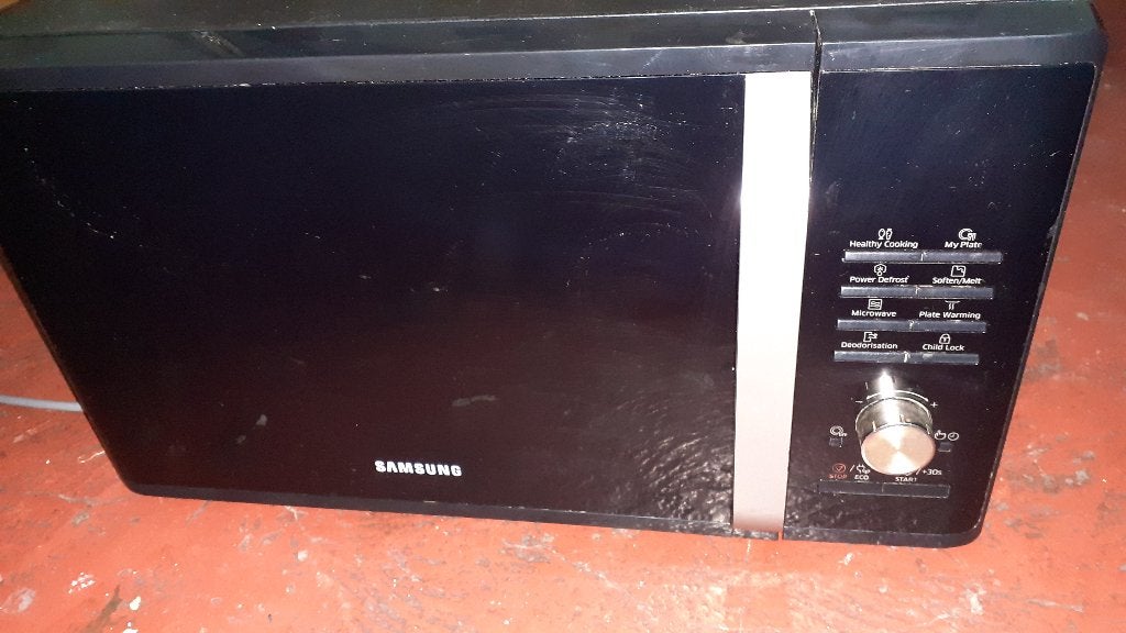 Microgolf SAMSUNG, Elektronische apparatuur, Ophalen, Microgolfoven, Zo goed als nieuw, Draaiplateau