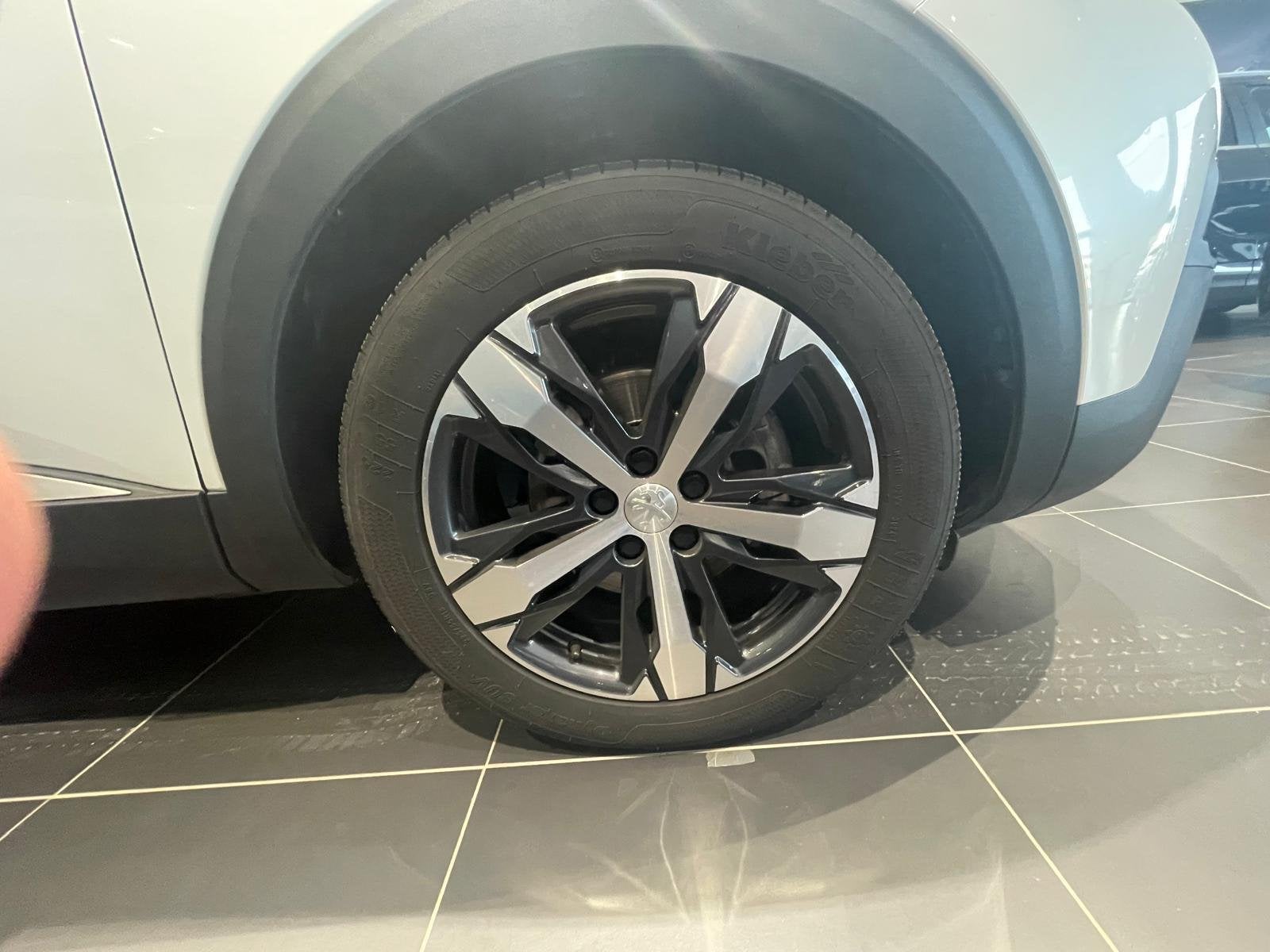 Peugeot 3008 1.2 PureTech 96kW S&S Allure, Achat, Entreprise, https://public.car-pass.be/vhr/4cb289d4-9771-423a-a36f-dfc06004ef4e