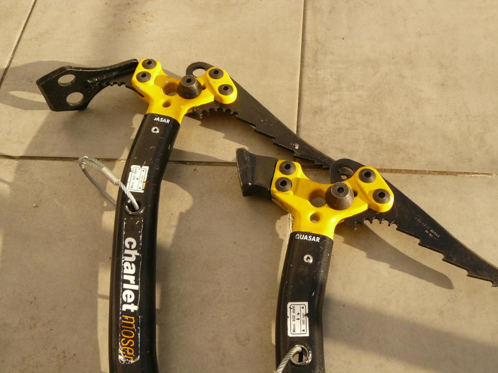 2 Charlet Moser Quasar-ijsprikkers, Sport en Fitness, Bergsport en Wandelen, Ophalen of Verzenden, Gebruikt, Overige typen