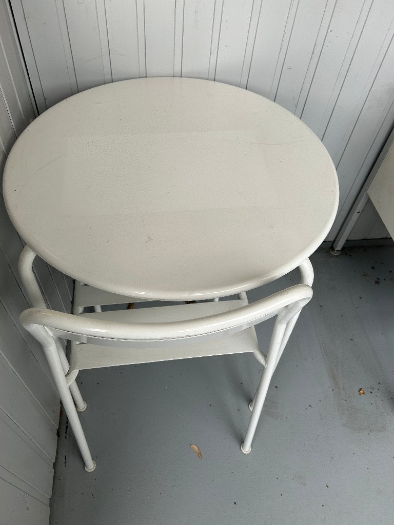 TAFEL WIT DIAMETER 80+2 STOELEN, Huis en Inrichting, Tafels | Salontafels, Ophalen, Zo goed als nieuw, Metaal