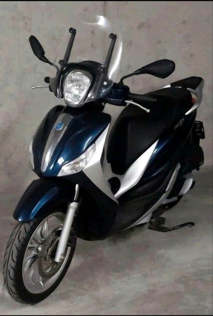 Piaggio Medley 125 Slechts 6.800 km  goede staat!, Enlèvement