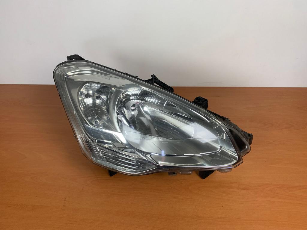 koplamp Rechts peugeot partner - citroen berlingo 9682828180, Auto-onderdelen, Gebruikt, -, -, Ophalen of Verzenden