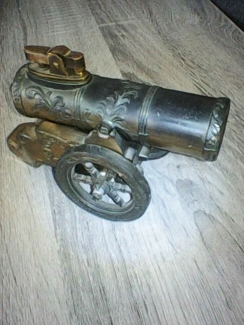 briquet canon, Enlèvement, Utilisé, Briquet