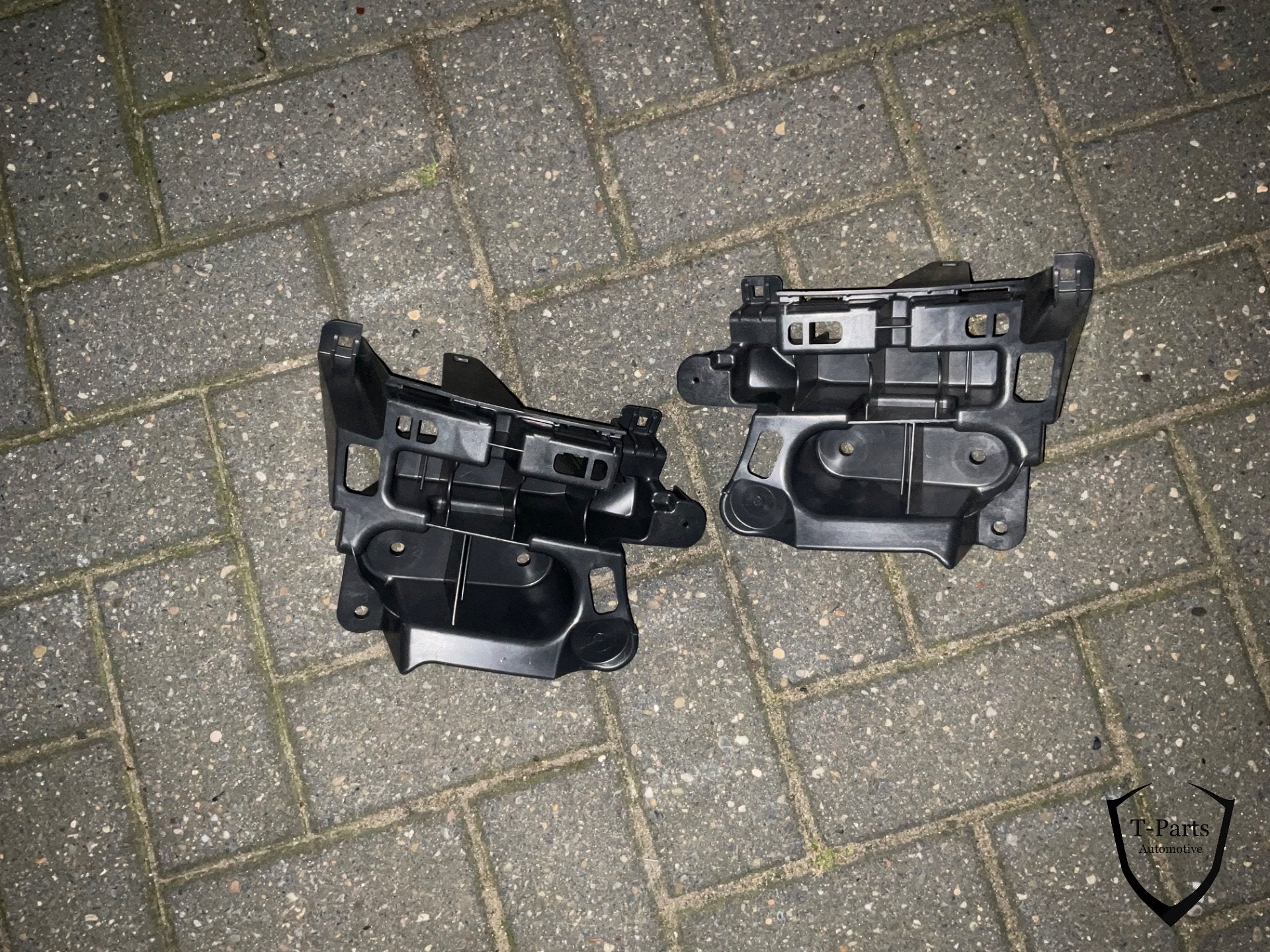 Support de pare-chocs arri re gauche droit Opel Corsa F 9829, Info@fabrikant.eu, Fabrikant BV, Pare-chocs, Fabrikantstraat 1
1000 AA  Amsterdam, NL