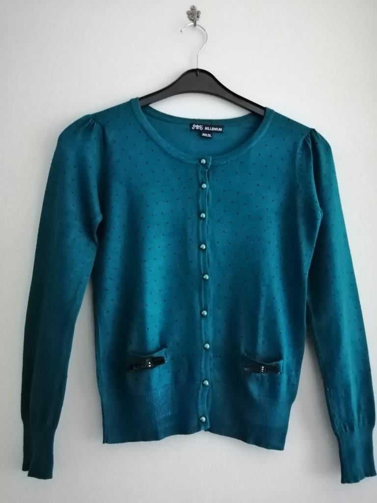 magnifique gilet Millenium taille S, Taille 36 (S), Millenium, Vert, Porté