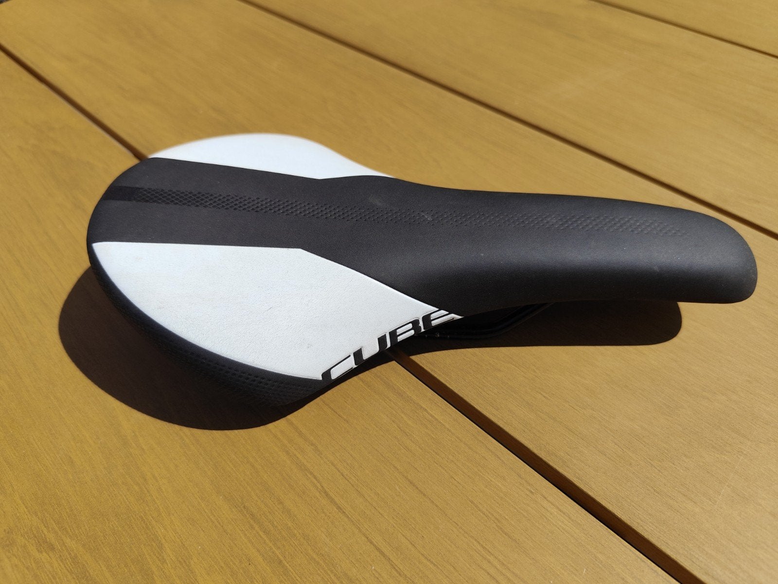 CUBE zadel, Enlèvement ou Envoi, Utilisé, Selle, Cube