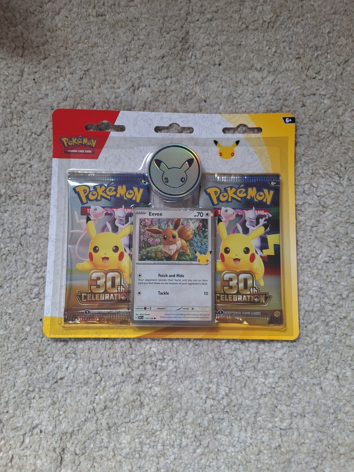 Pokémon 30th Celebration Eevee Blister – SEALED / NIEUW, Hobby en Vrije tijd, Ophalen, Nieuw, Booster, Foil