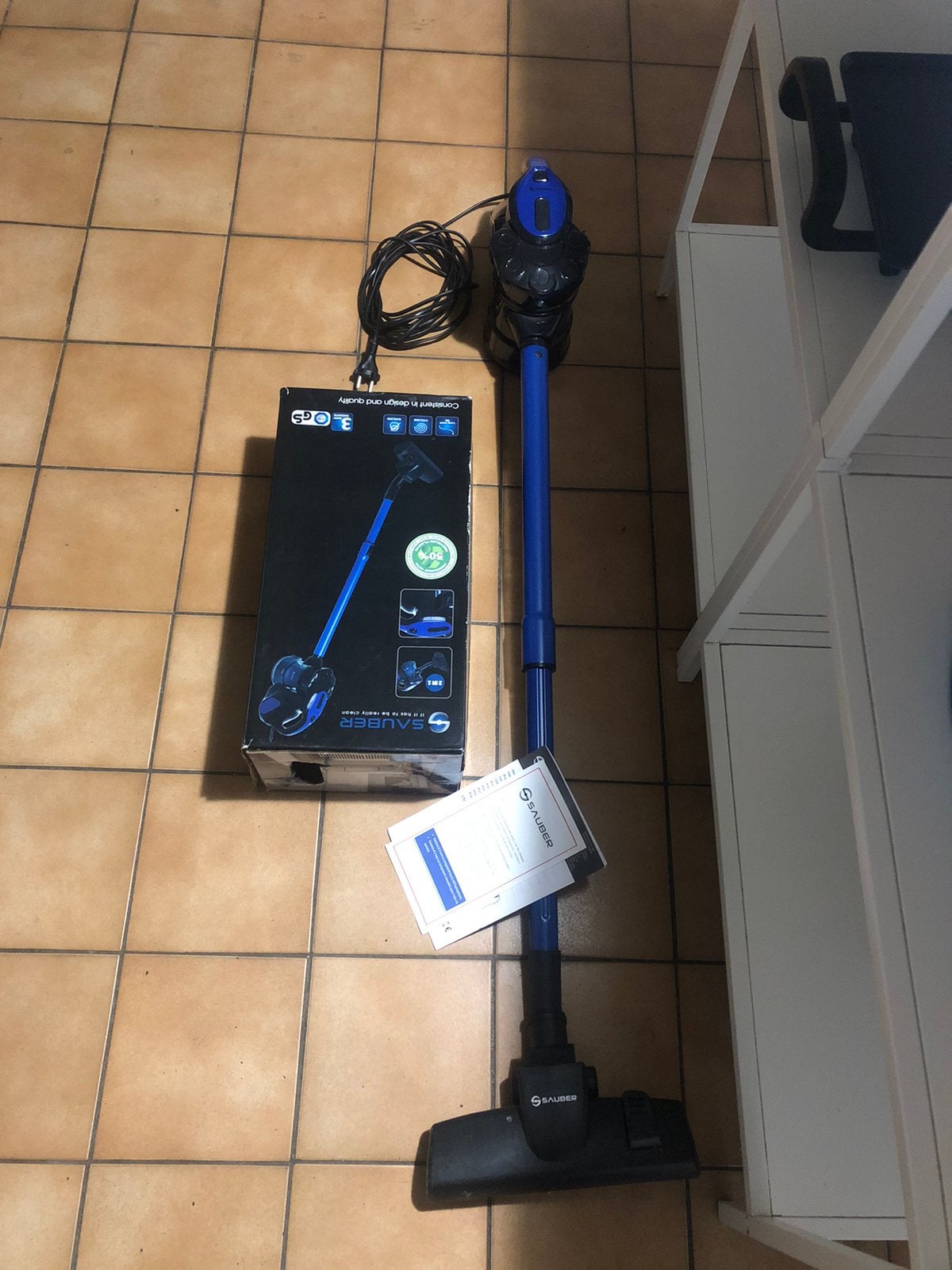 Aspirateur en acier Sauber, Réservoir, Aspirateur balai, Autres marques, Comme neuf