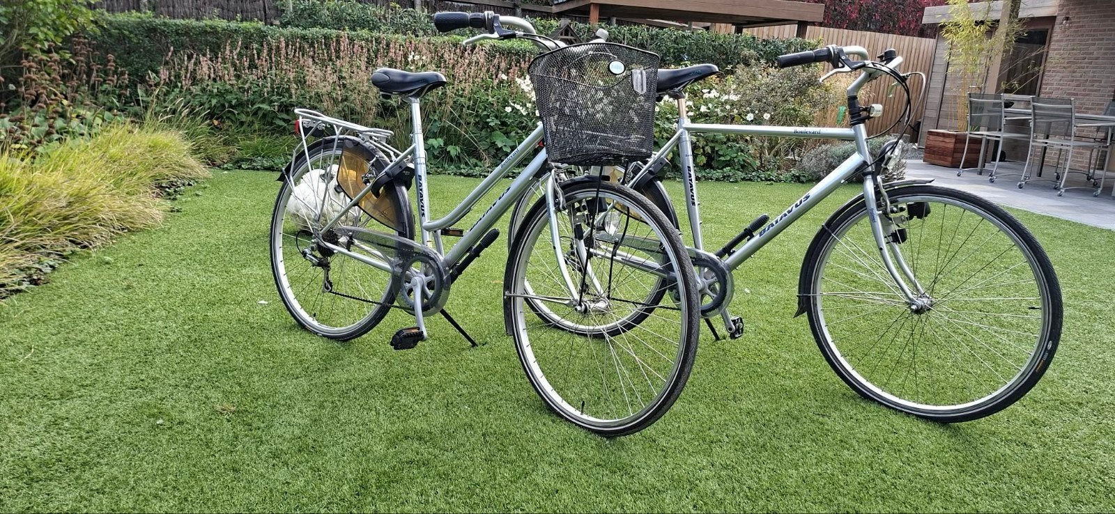 herenfiets en damesfiets Batavus, Fietsen en Brommers, Ophalen, Zo goed als nieuw, Batavus