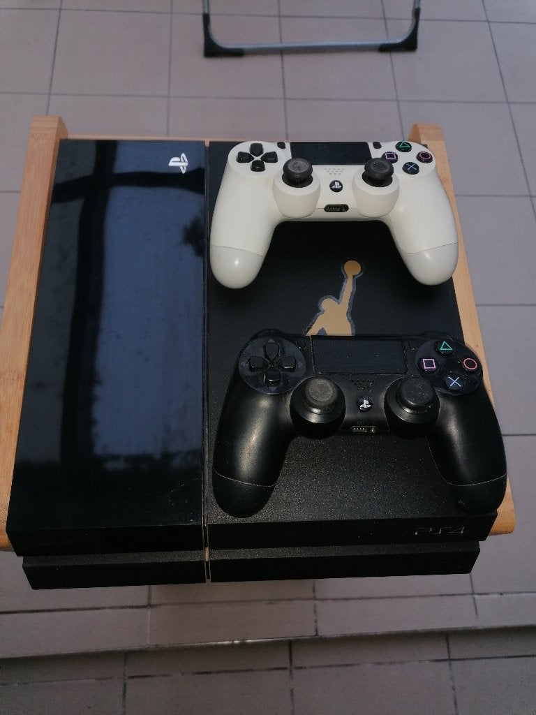 Playstation 4, Games en Spelcomputers, Ophalen, Gebruikt, Met 2 controllers, Original