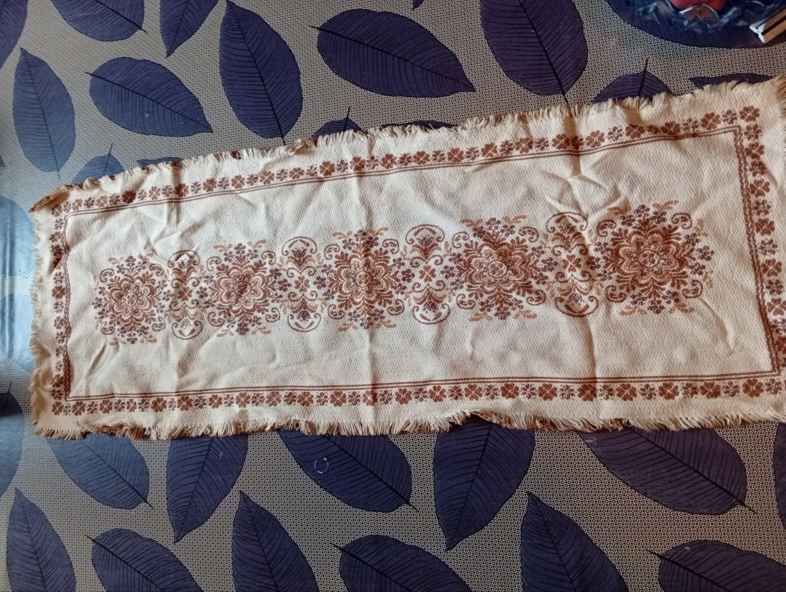 chemin de table réversible jacquard, Maison & Meubles, Chemin de table, Enlèvement