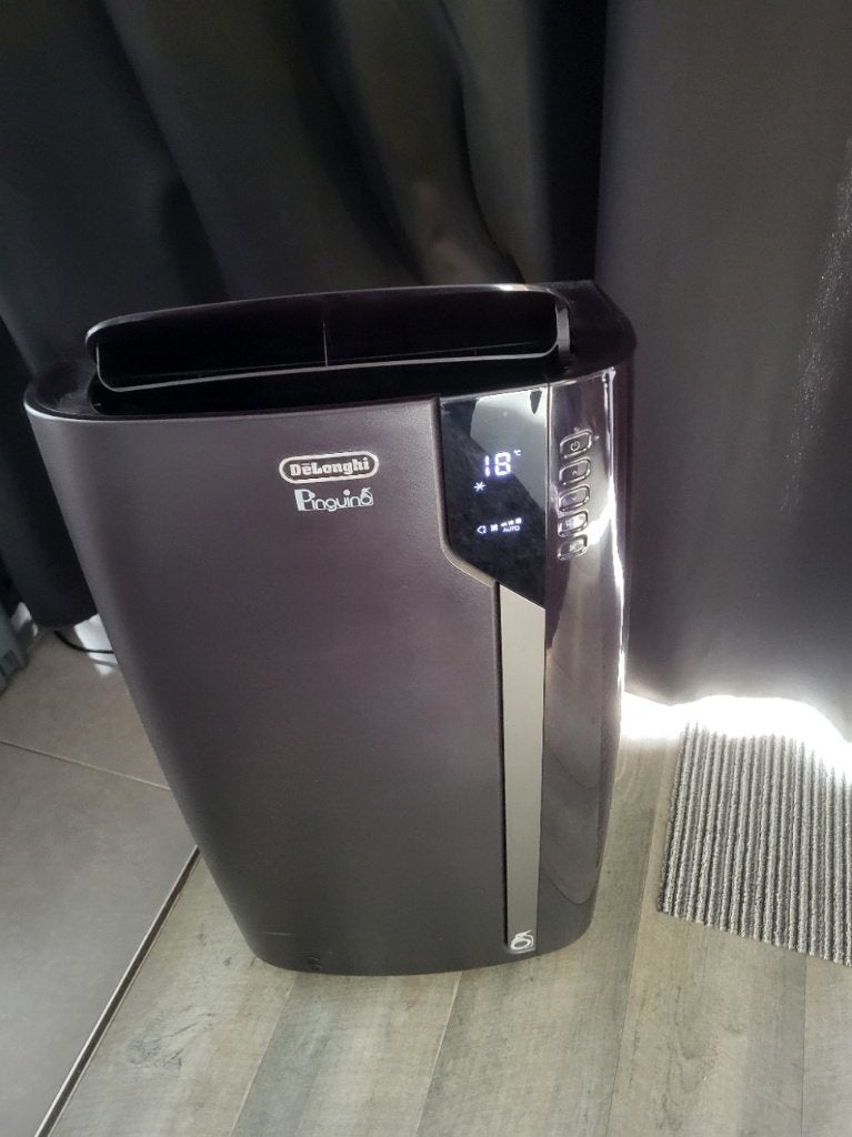 Mobiele Airco Delonghi Pinguino 6 (zwart), Elektronische apparatuur, Ophalen, 3 snelheden of meer, Zo goed als nieuw, Afstandsbediening