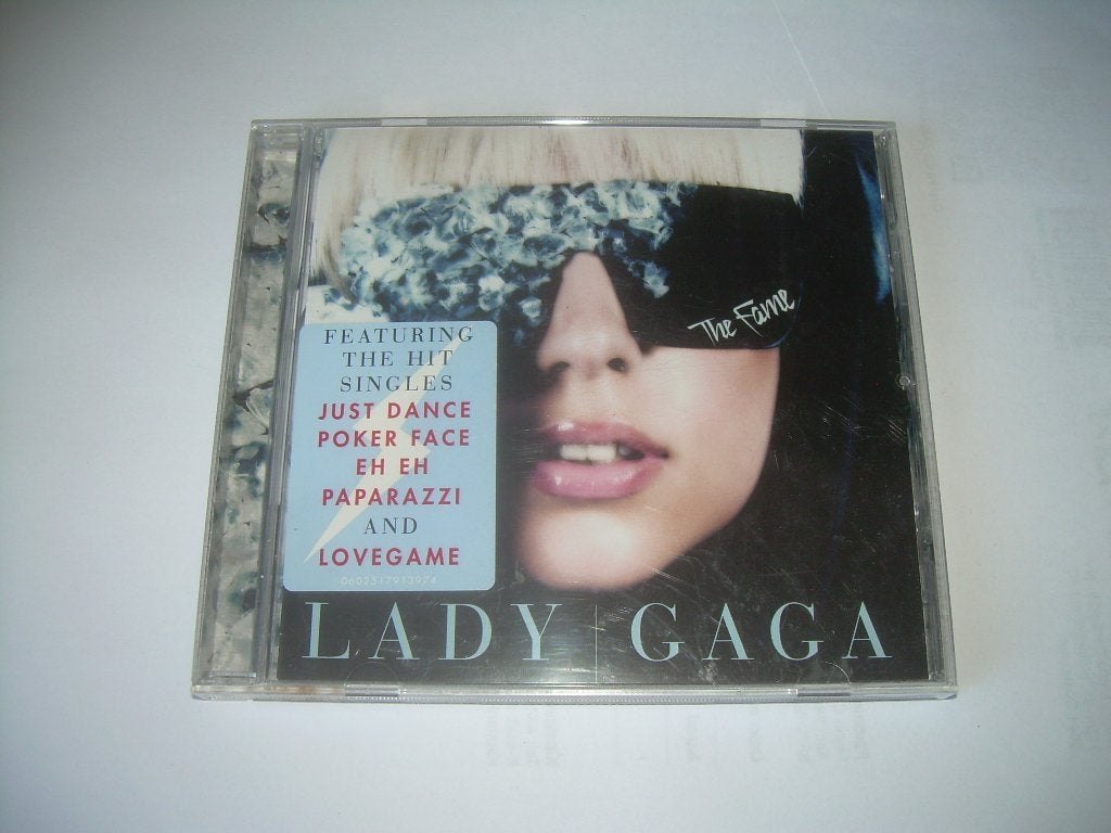 CD - LADY GAGA - THE FAME, Pop, Ophalen of Verzenden, Zo goed als nieuw, Eerste persing