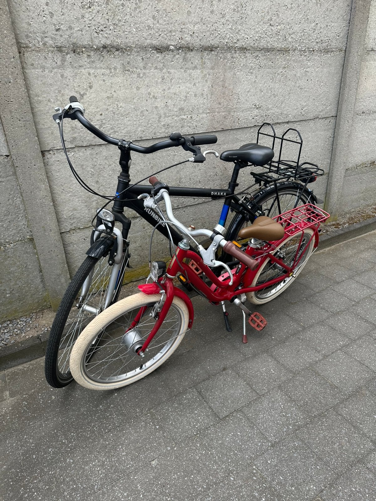 1 Jongenfiets en 1 Kinderfiets, Autres marques, Vitesses, Femmes, Enlèvement