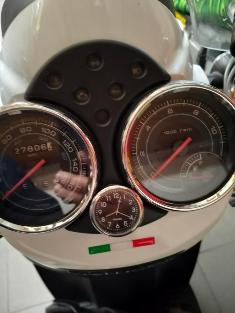 Perfecte Piaggio scooter 300ie., Motos, Particulier