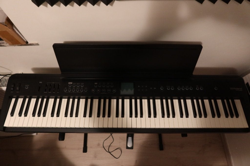 Electric piano - Roland FP-E50, Musique & Instruments, Enlèvement, Comme neuf, Noir, Piano