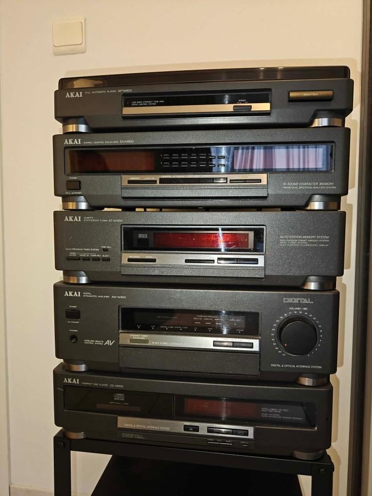 Akai hifi-set met speakers, TV, Hi-fi & Vidéo, Chaîne Hi-fi, Enlèvement, Comme neuf, Haut-parleurs, Akai