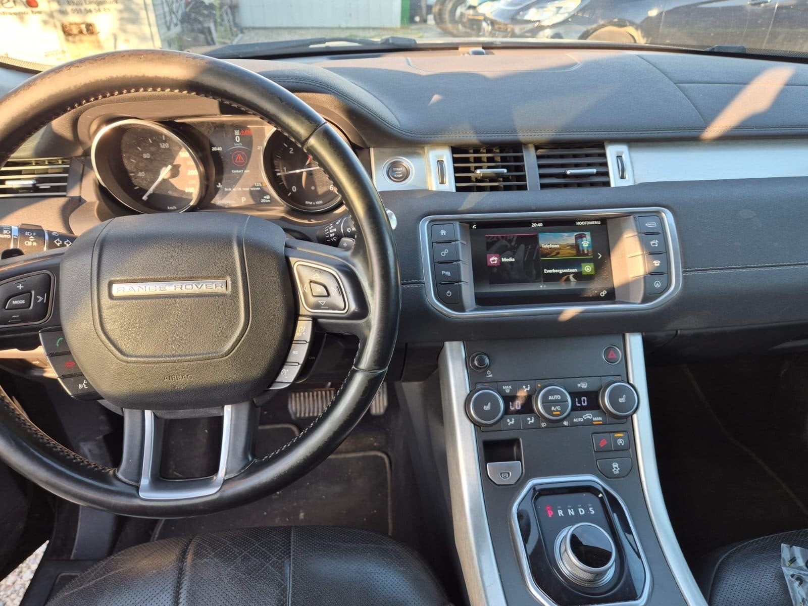Bon etat. Euro 6b, Auto's, Land Rover, Automaat, 110 kW, Zwart, Diesel