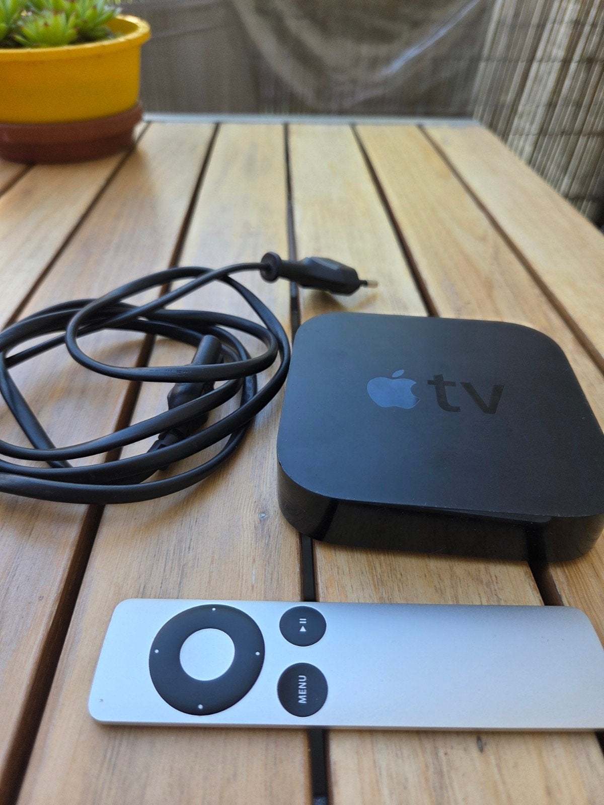 Apple TV modèle A1427 avec télécommande, Enlèvement ou Envoi