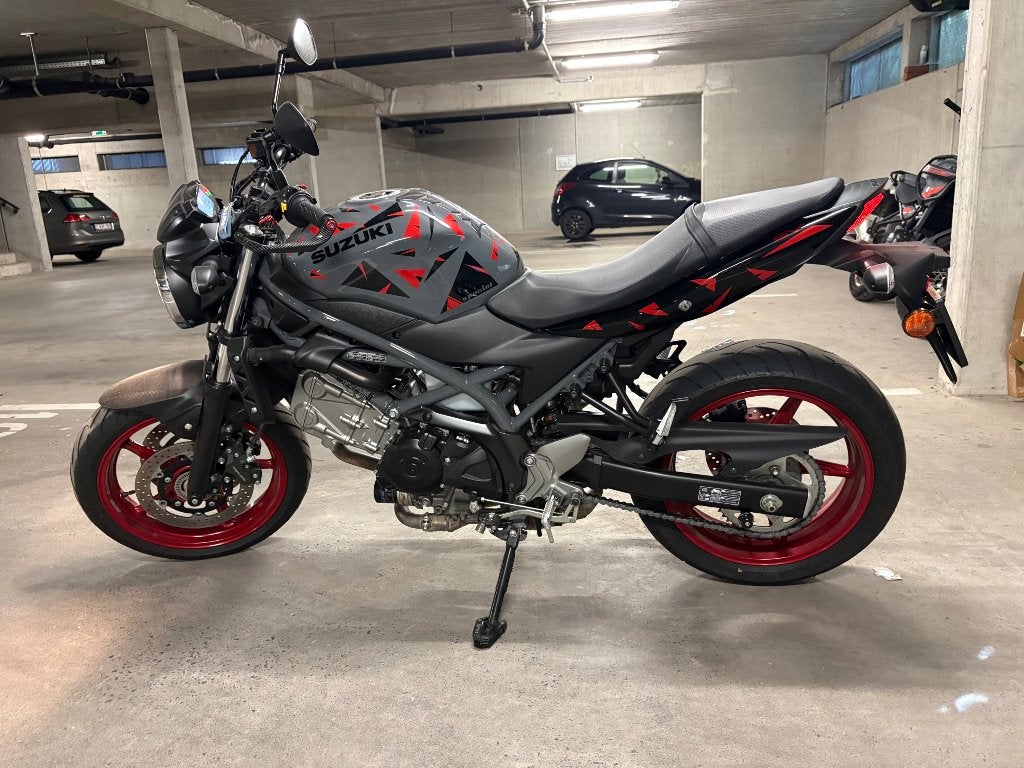 Suzuki sv650, Motoren, Motoren | Suzuki, 2 cilinders, Occasion, Motorrijbewijs A, Particulier