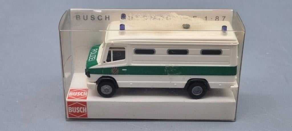 1:87 Busch 44351 Mercedes Benz 507 politie Polizei Bayern, Ophalen of Verzenden, Zo goed als nieuw, Auto, Overige merken