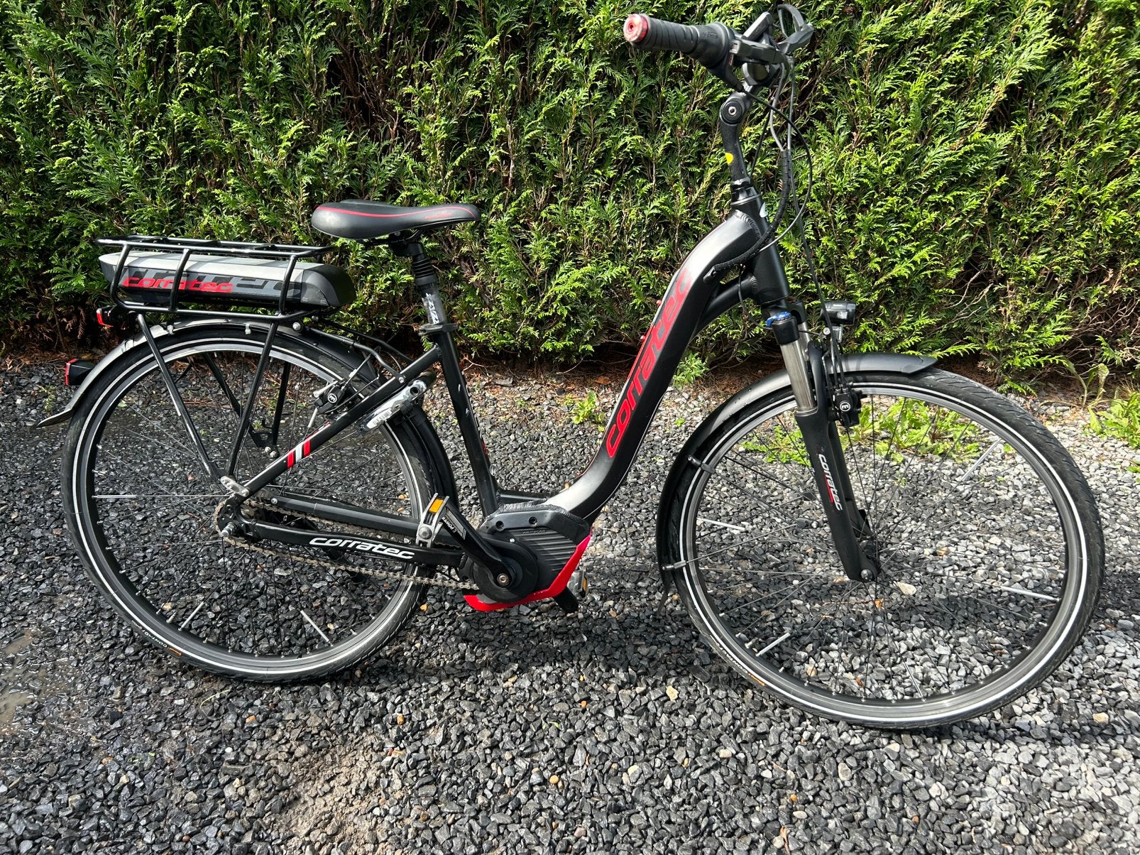 e-bike corratec Bosch motor, Zo goed als nieuw, 47 tot 51 cm, 50 km per accu of meer, Ophalen