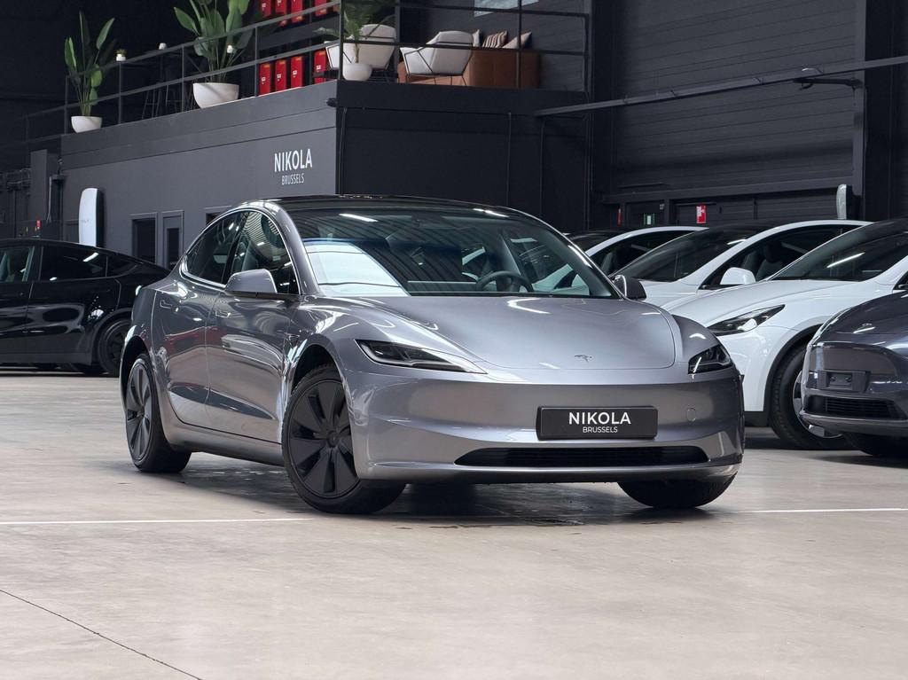 Tesla Model 3 HIGHLAND PREMIUM - REAR WHEEL DRIVE - LOW MILE, Autos, Achat, 261 ch, 4 portes, 192 kW