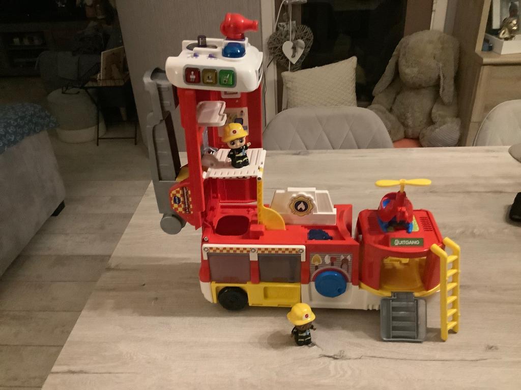 VTech vrolijke vriendjes 2 in 1 brandweerwagen, Kinderen en Baby's, Ophalen of Verzenden, Zo goed als nieuw, 2 tot 4 jaar