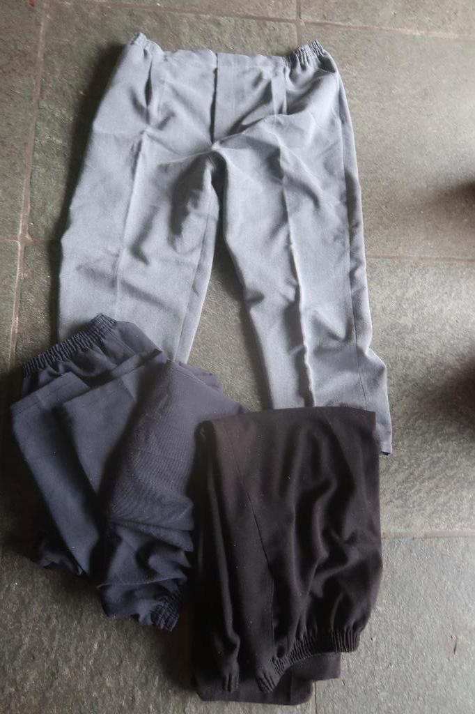 herenbroek broek met elastiek maat large 4 stuks, Ophalen of Verzenden, Gedragen, Maat 52/54 (L)
