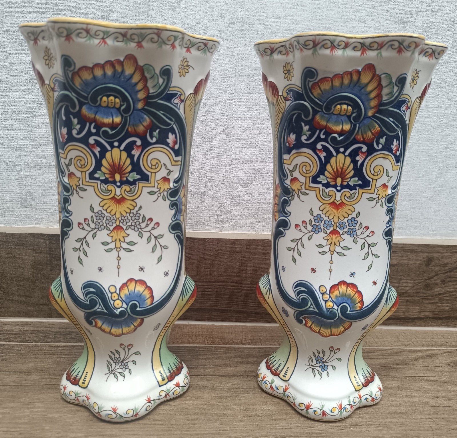 Franse Faience vazen, Ophalen
