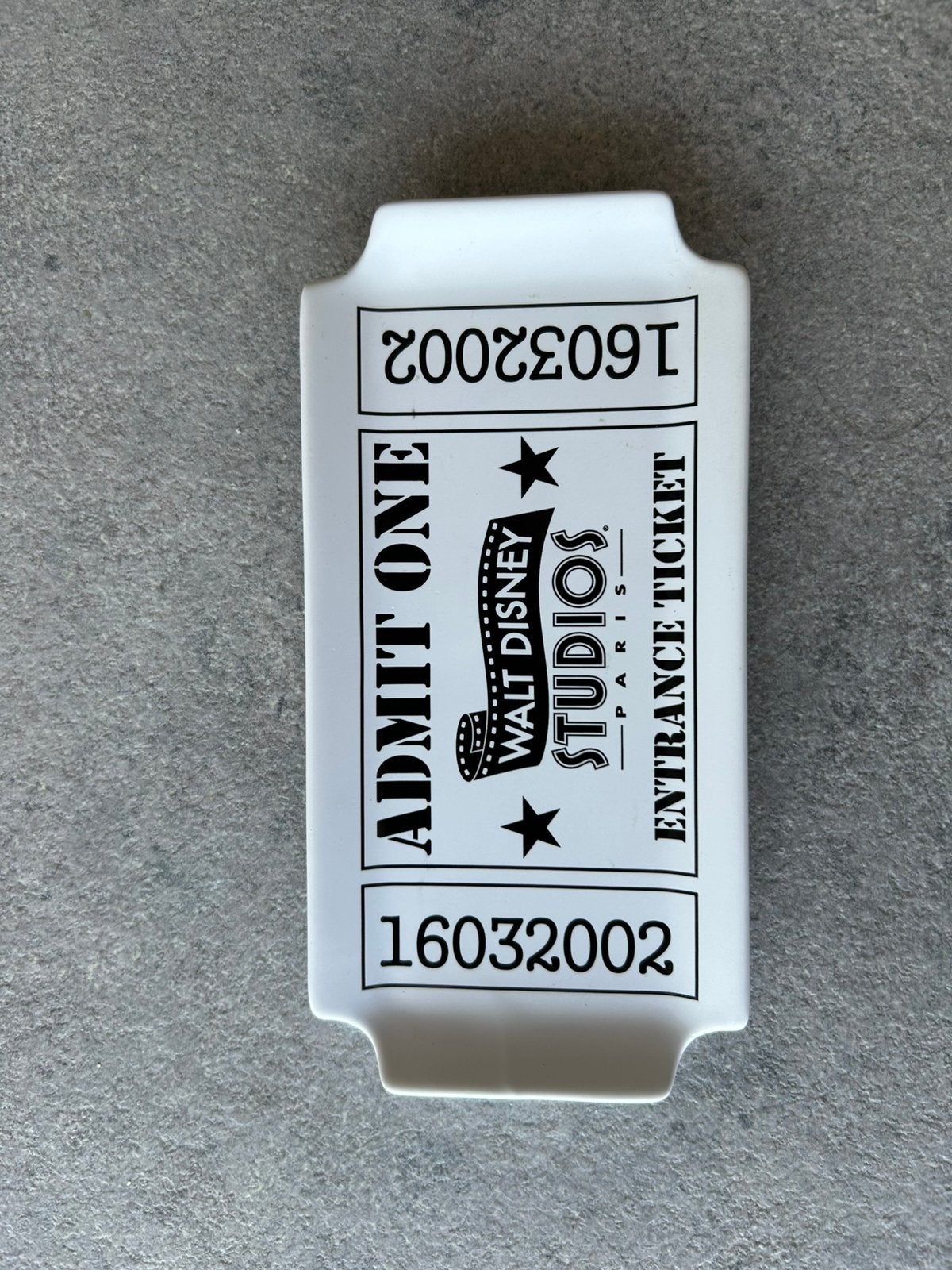 Disney Studios Paris “Admit One” entree-ticket, Ophalen, Zo goed als nieuw