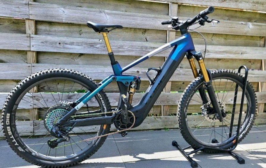 CUBE STEREO HYBRID 160 HPC SLT 750 27.5 NEBULA/CARBON 45km/h, Fietsen en Brommers, Fietsen | Mountainbikes en ATB, 45 tot 49 cm