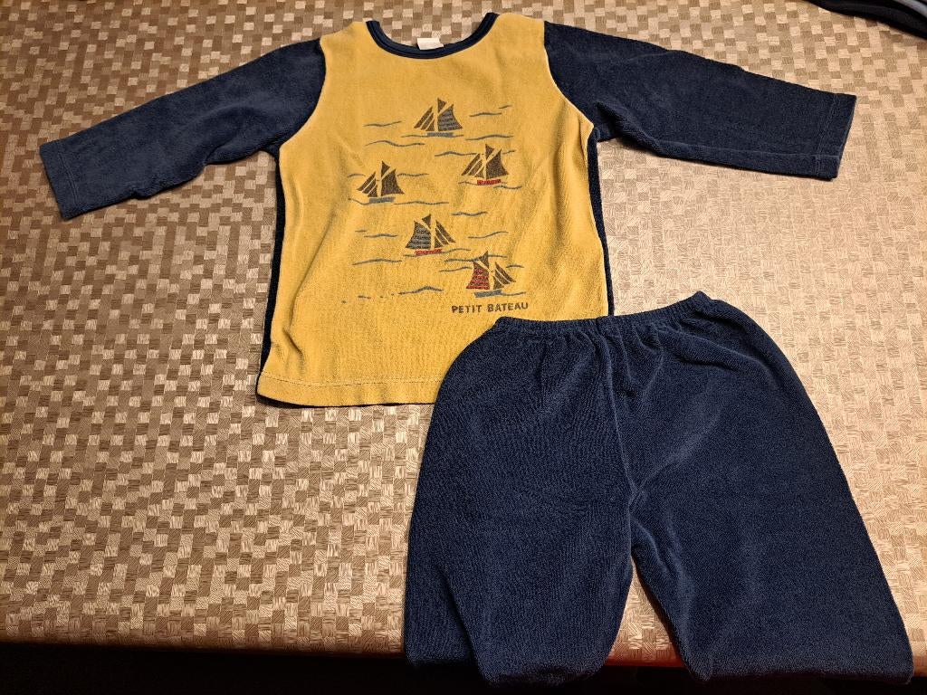 Pyjama Petit Bateau maat 110 - 5 jaar, Enfants & Bébés, Enlèvement ou Envoi, Utilisé