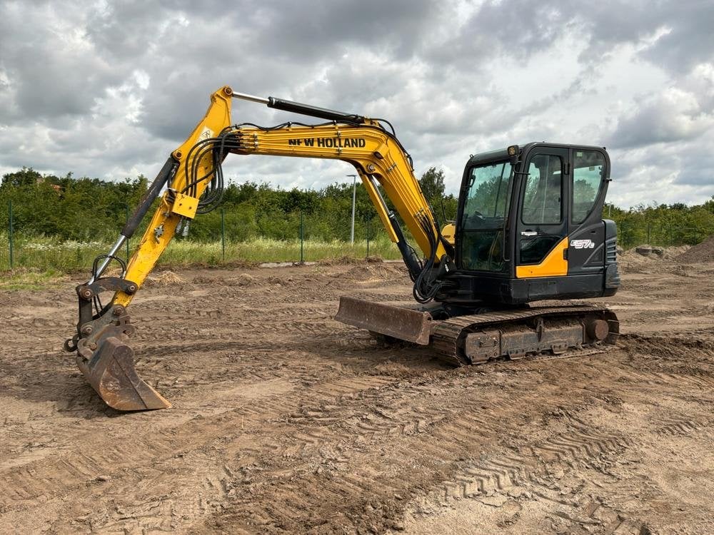 Pelle sur chenilles New Holland E57C 2016, Articles professionnels, Machines & Construction | Grues & Excavatrices, Excavatrice