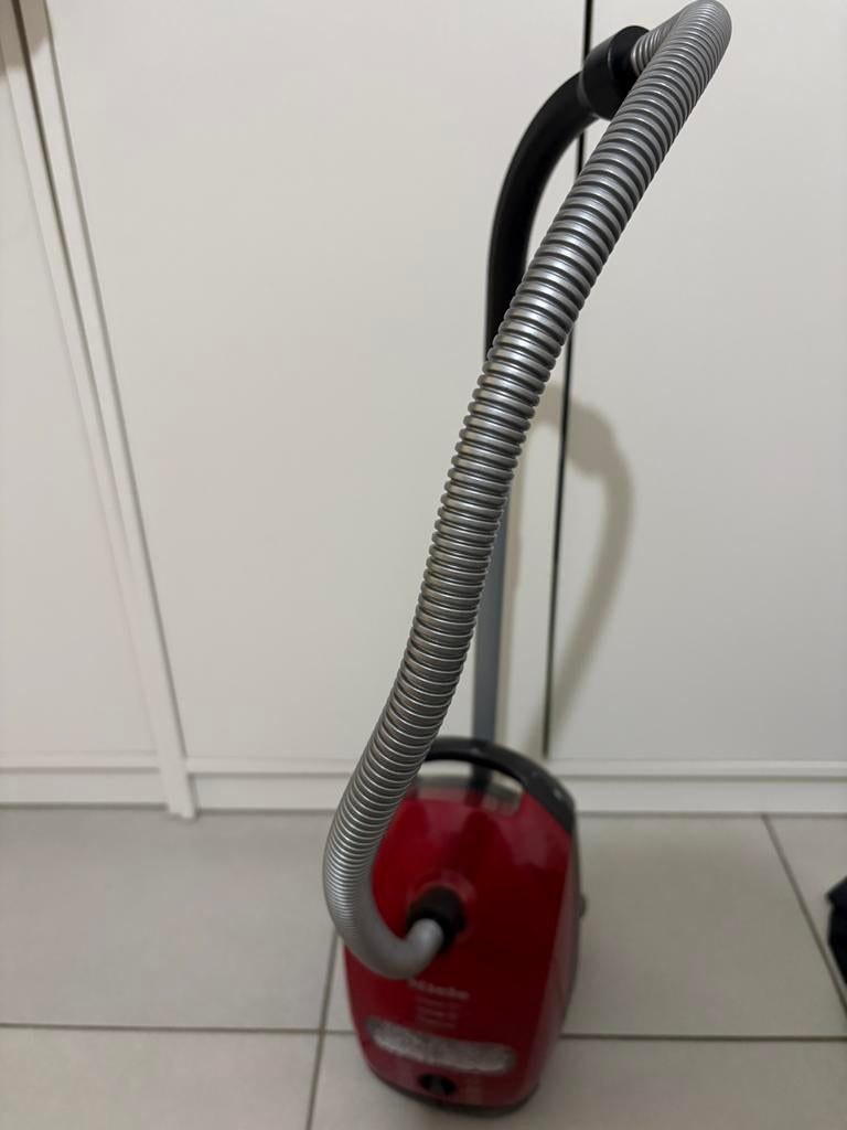 Kinder stofzuiger Miele (AFHALEN), Kinderen en Baby's, Ophalen, Zo goed als nieuw