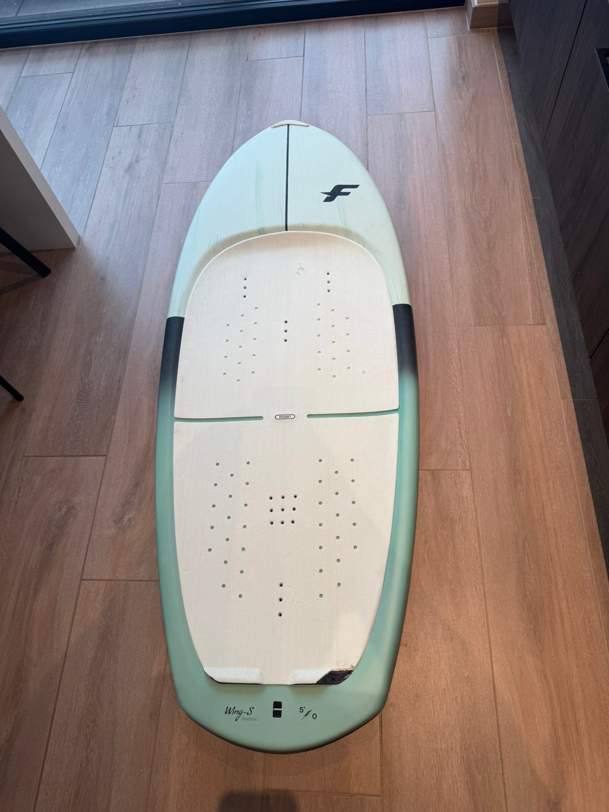 F1 rocket wing S 60 l, Watersport en Boten, Ophalen, Gebruikt, Wingsurf-board