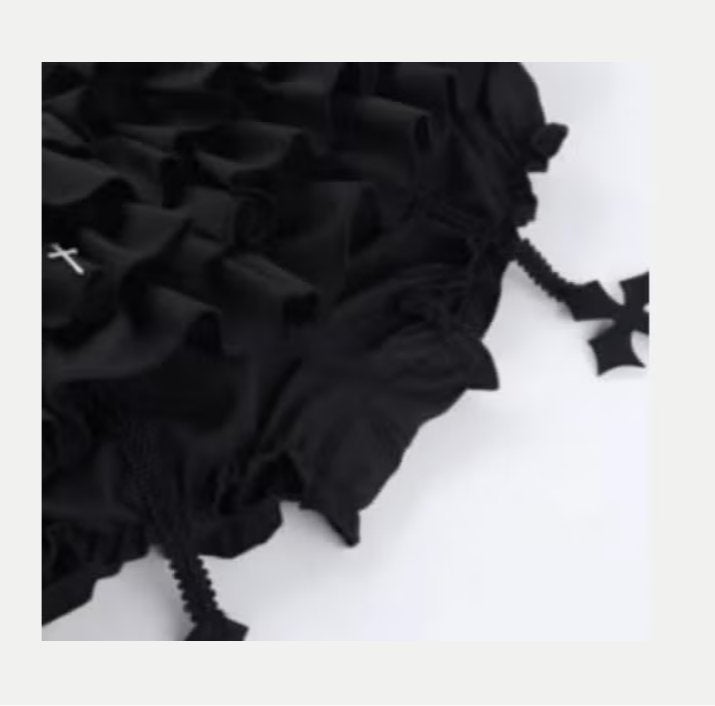 Prachtige zwarte Gothic rok met kruisjes Nieuw., Kleding | Dames, Ophalen of Verzenden, Nieuw, Maat 34 (XS) of kleiner
