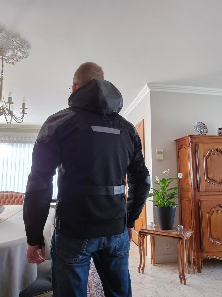 Gilet de moto Macna Rebelite Medium avec protection dorsale, Motos, Enlèvement ou Envoi, Hommes, Macna, Manteau | tissu
