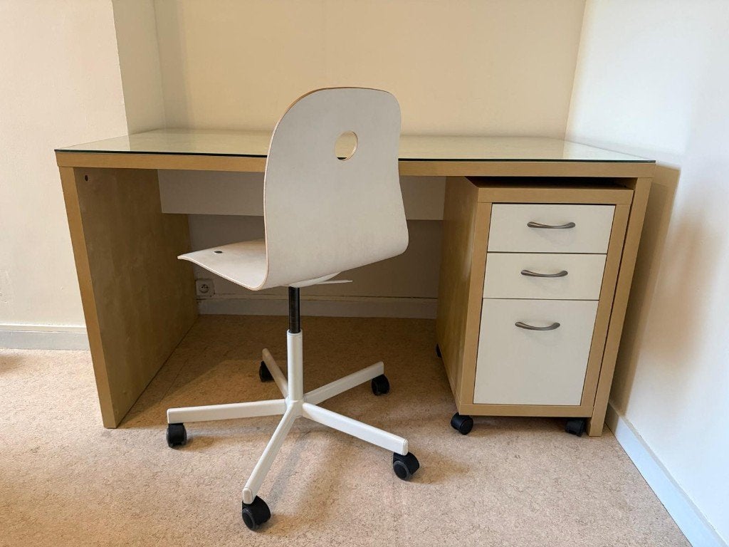 Bureau complet avec caisson à tiroirs et chaise, Enlèvement, Utilisé, IKEA, 140 cm