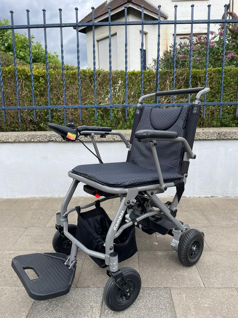 Opvouwbare elektrische rolstoel - Invacare Kompas nieuwstaat, Ophalen of Verzenden, Inklapbaar, Zo goed als nieuw