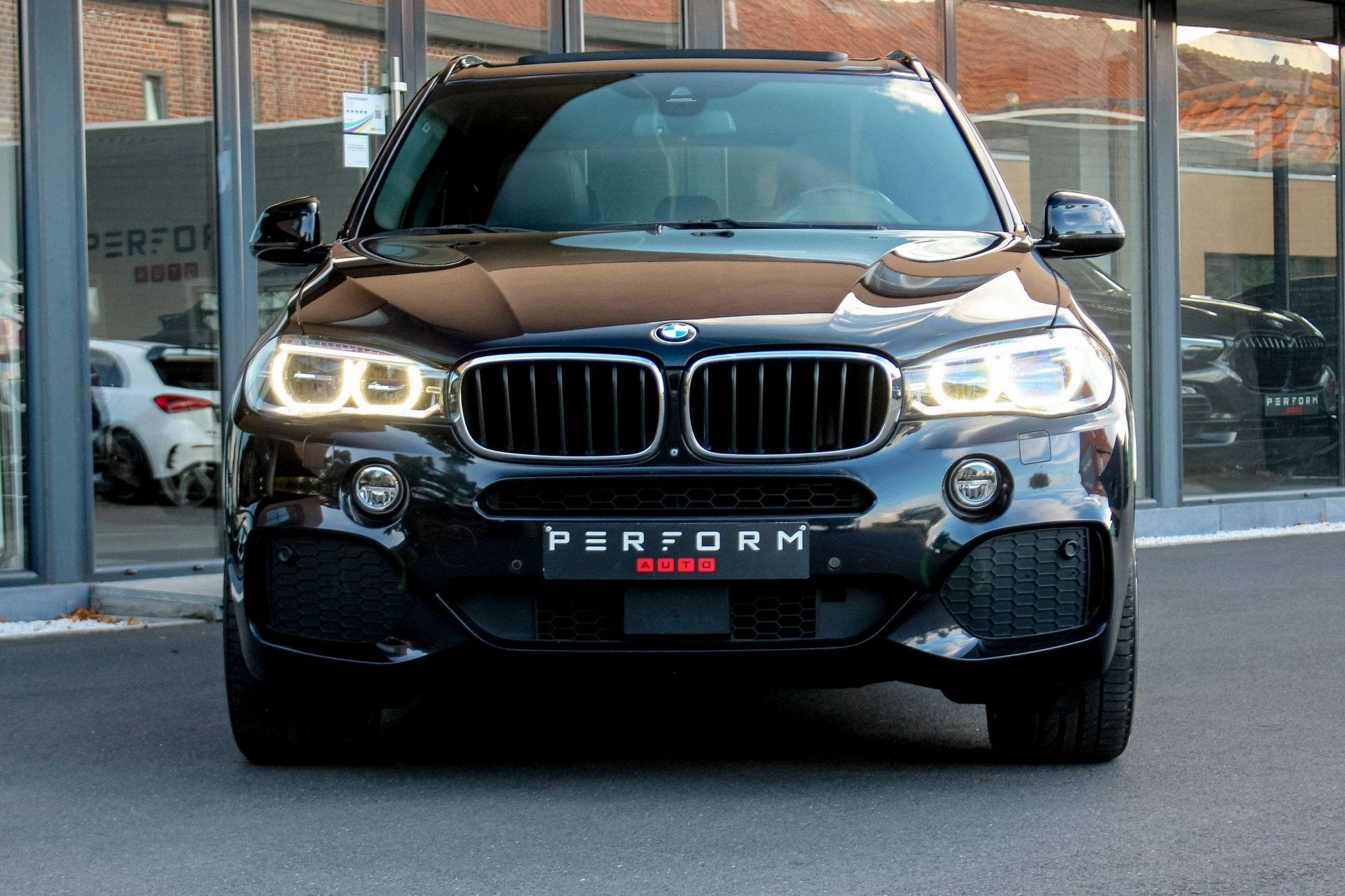 BMW X5 3.0d*M-PACK*PANO*360°*ACC*FULL FULL*, Automaat, Dealer onderhouden, https://public.car-pass.be/vhr/39c0e35c-f22e-47aa-ac83-52d7b034b5e3