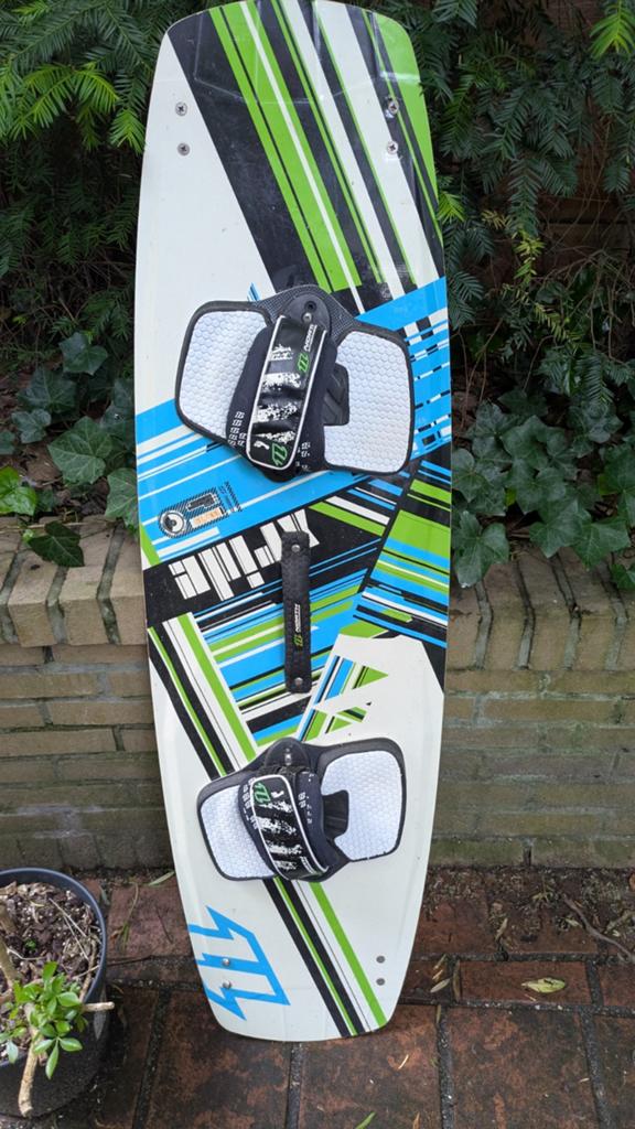 Boardje North X-ride 133 x 39, Enlèvement