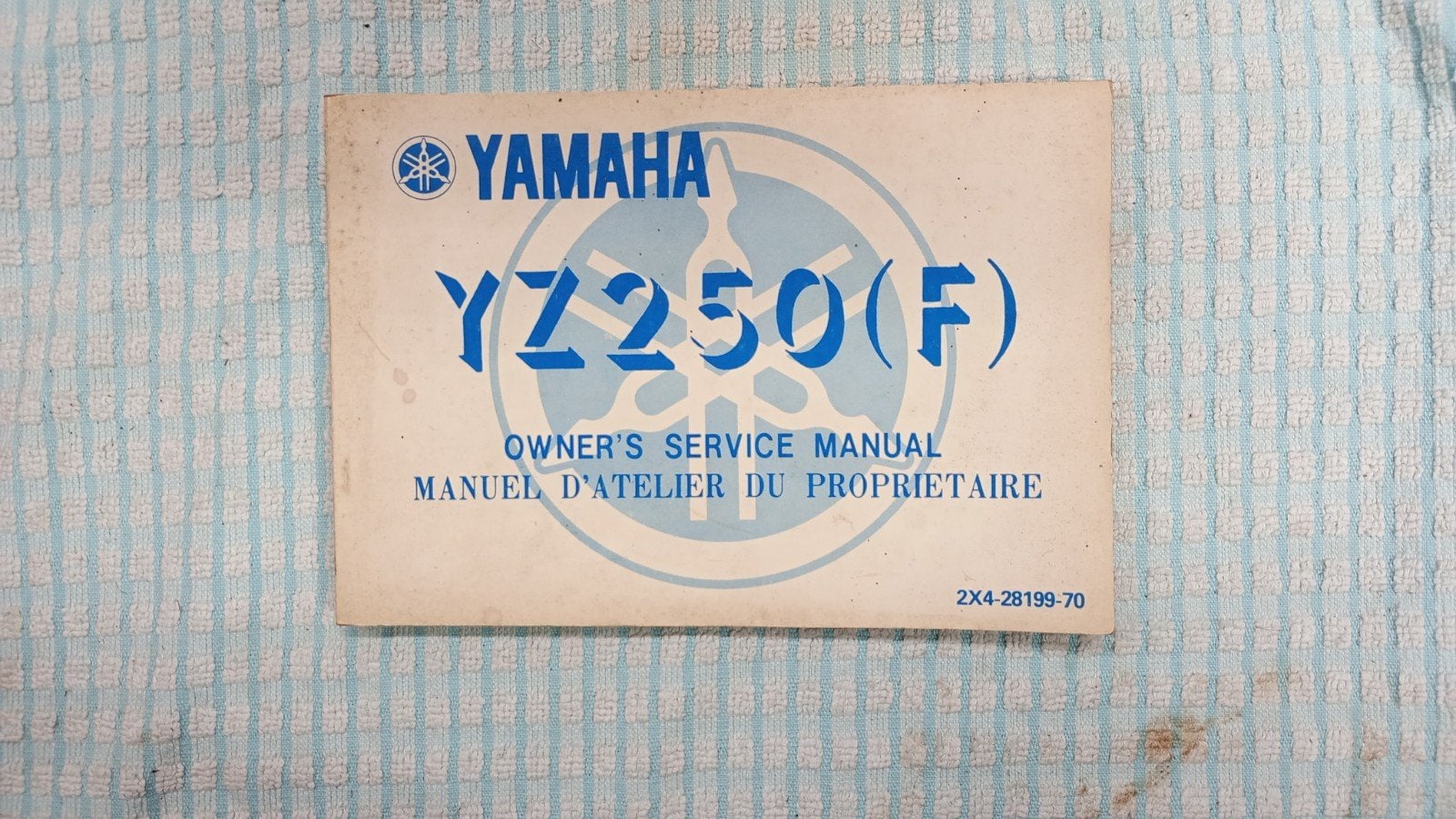 Yamaha YZ250 owner's service manual, Motoren, Ophalen
