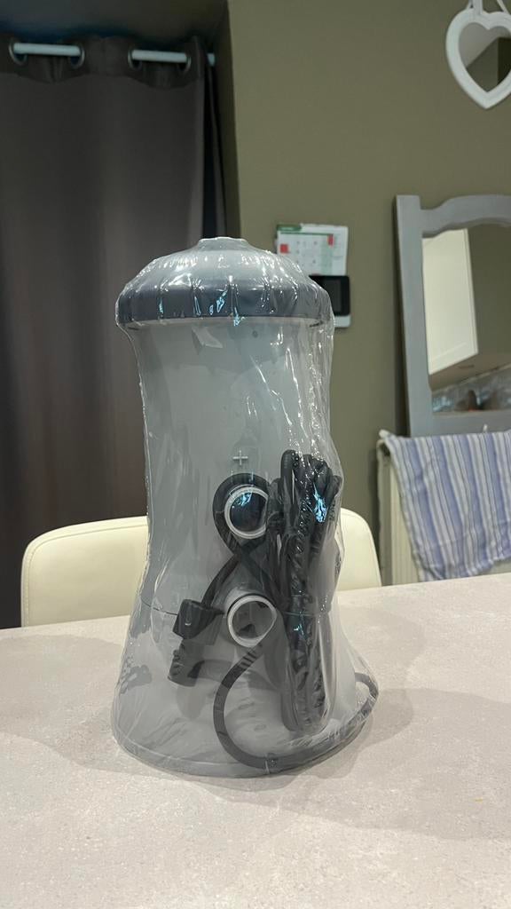 Intex waterpomp, Tuin en Terras, Ophalen, Zo goed als nieuw