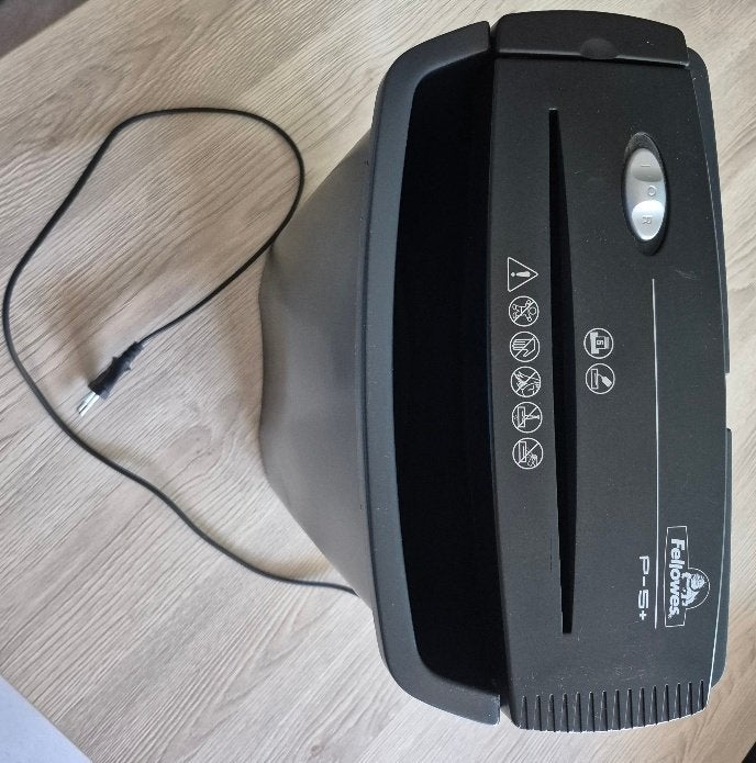Fellowes Powershred P-5+ Papierversnipperaar, Divers, Accessoires de bureau, Enlèvement, Utilisé