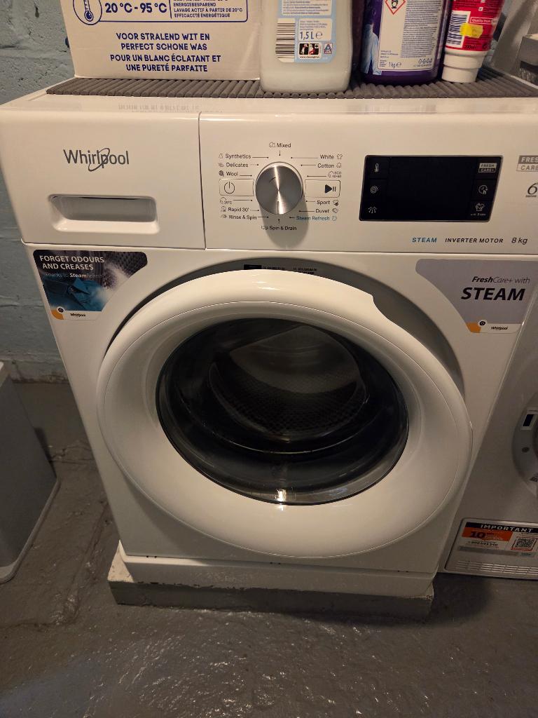 Lave linge, Electroménager, Lave-linge, 1200 à 1600 tours, 6 à 8 kg, Programme lavage à la main, Comme neuf