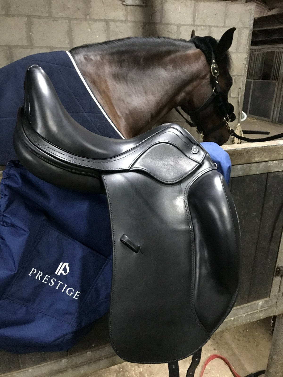 Prestige Brillante K D AS-X Mono Dressuurzadel, Dieren en Toebehoren, Dressuur, Prestige, Ophalen of Verzenden, Zo goed als nieuw