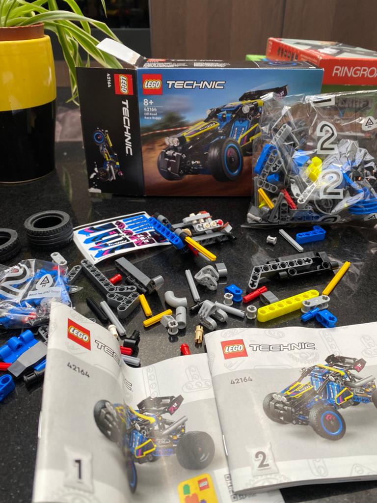 LEGO 42164 La voiture course en Jouets tout-terrain Technic, Ophalen, Zo goed als nieuw